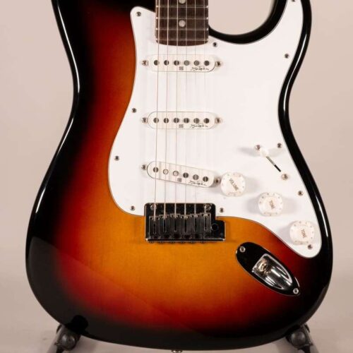 2022 Fender Stratocaster Ultra sunb -        Stratocaster