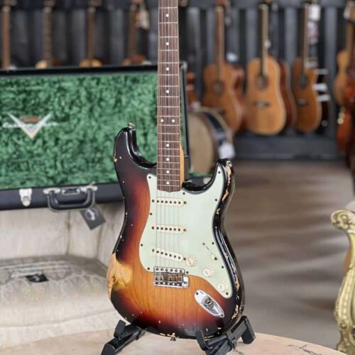 2007 Fender Stratocaster '62 Sunburst -        Stratocaster