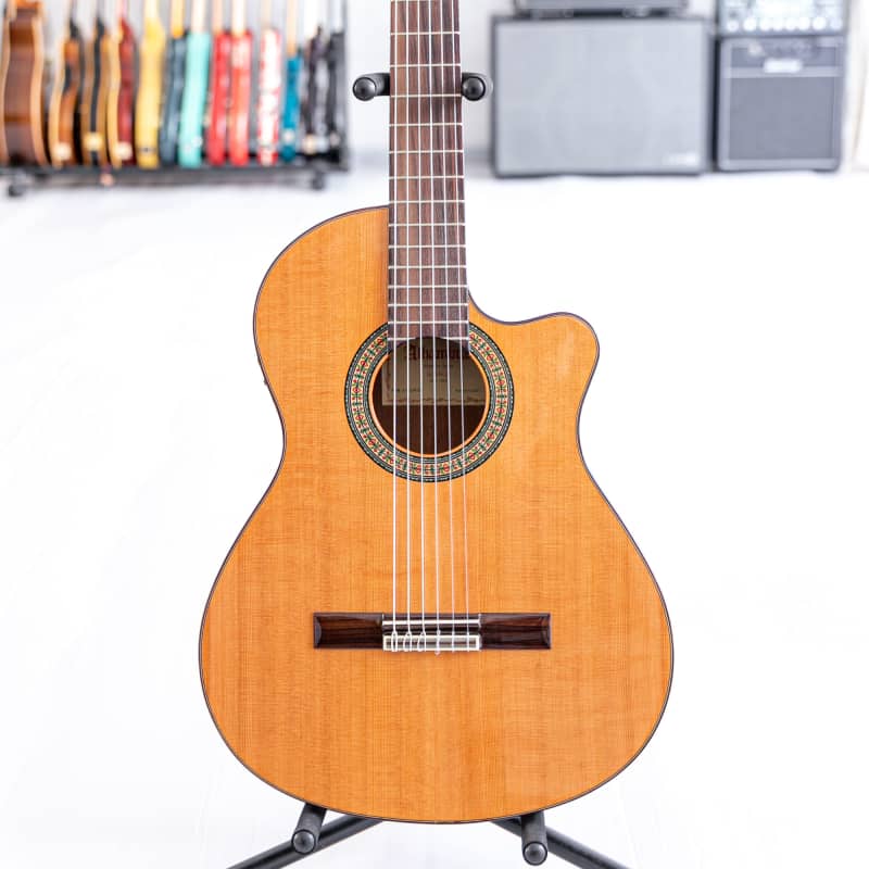 2010s Alhambra 3C-CW Classical with Electronics Natural - £649 used Guitar