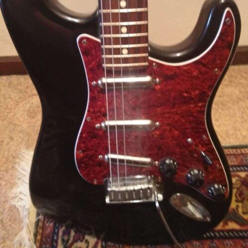 1990's Fender Stratocaster Black -        Stratocaster