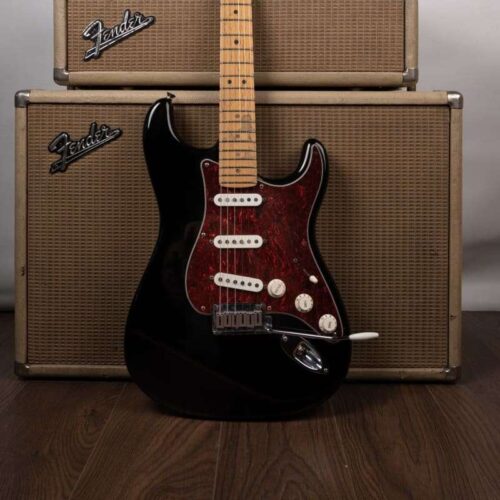 2005 Fender USA American Standard Stratocaster in Ebony -        Stratocaster