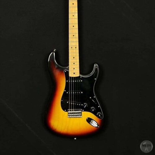 1977 Fender Stratocaster Hardtail Sunburst -        Stratocaster