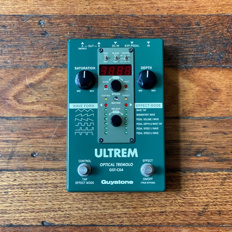 used Guyatone GST-C04 Ultrem Optical Tremolo Green - Effect Pedal