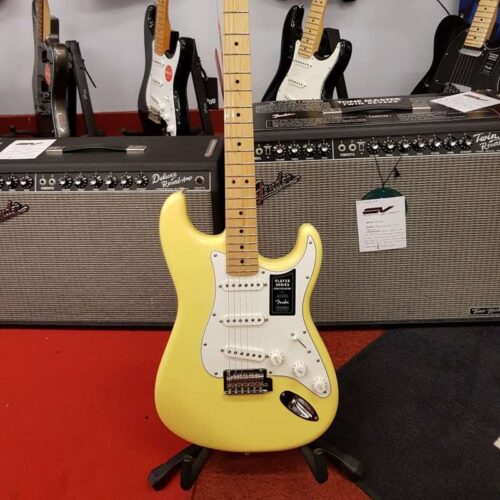 Fender Player stratocaster Buttercream -        Stratocaster