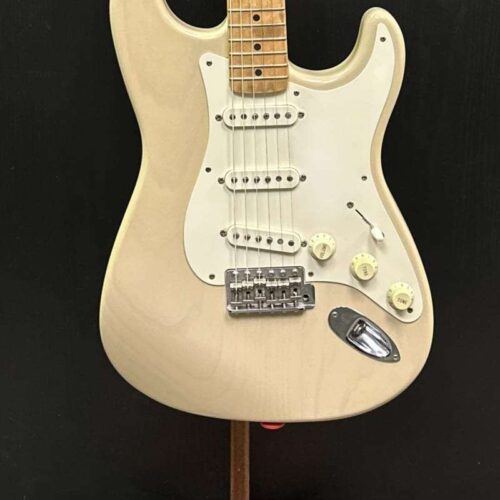 1997 Fender Stratocaster Blonde -        Stratocaster