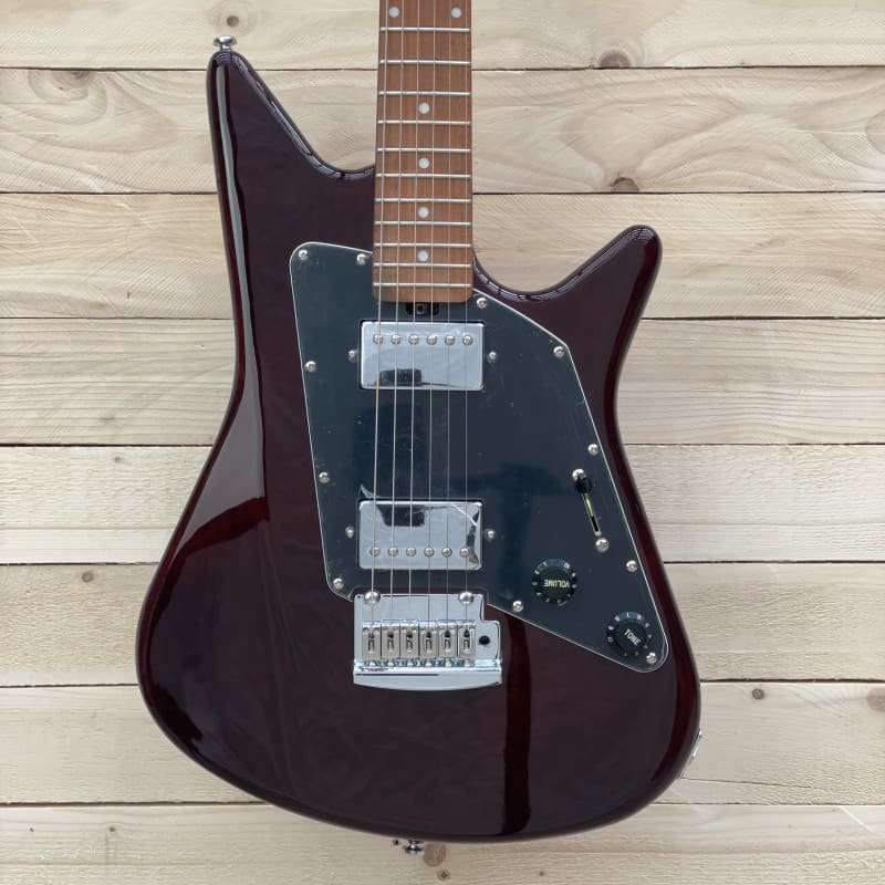 Sterling by Music Man SUB AL40 Trans Walnut - £332.5 new Guitar