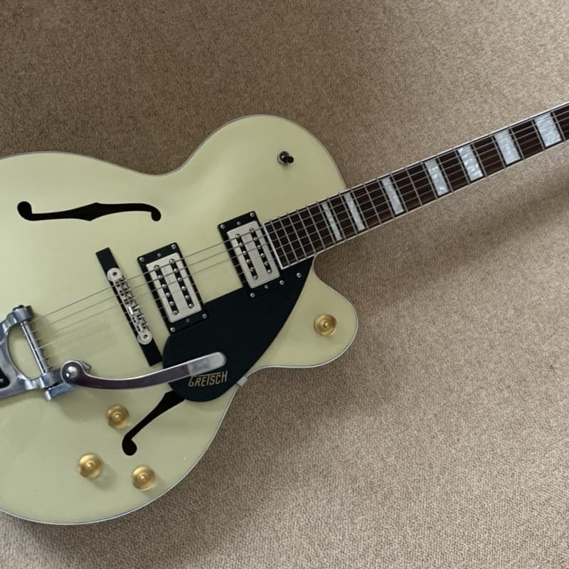 Gretsch G2420T Streamliner Hollow Body, Golddust - £540 used Guitar