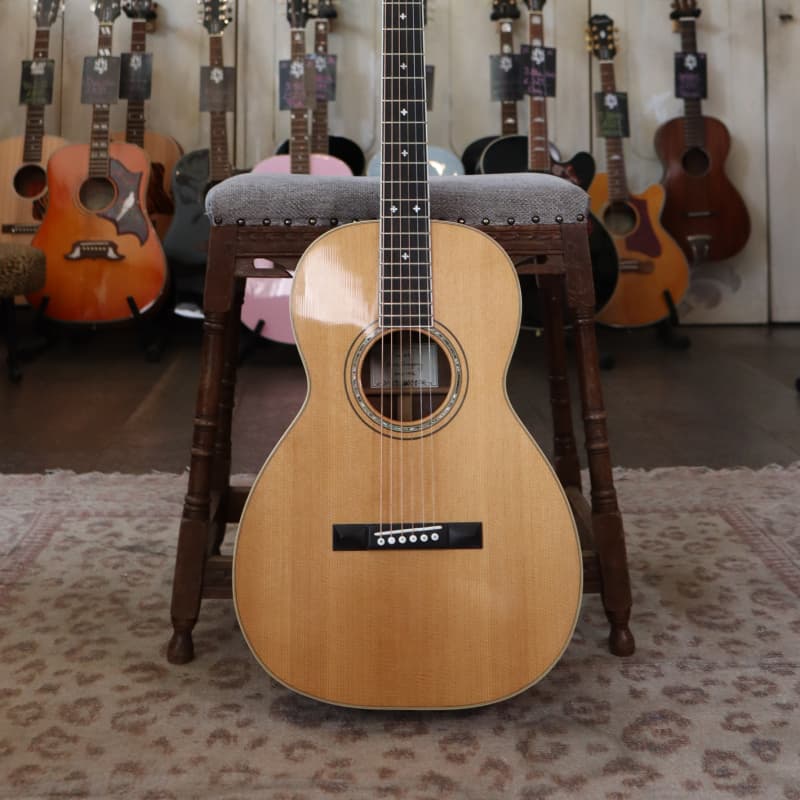 1992 Dave Gregory Parlor Natural - £2949 used Guitar