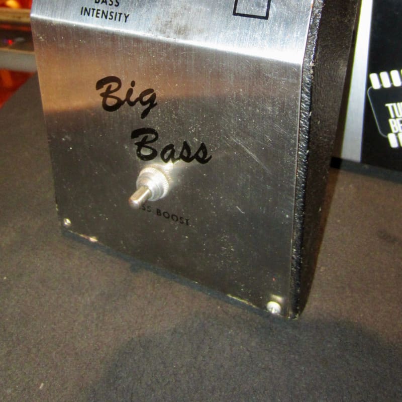 used 1967 Applied Applied Big Bass Bass Boost Chrome - Effect Pedal