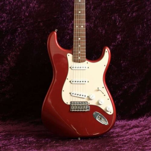 2002 Fender Stratocaster Candy Apple Red -        Stratocaster