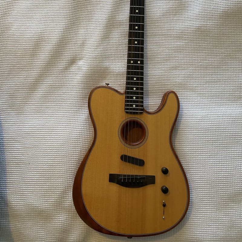 2019 - Present Fender American Acoustasonic Telecaster Natural - £1050 used Guitar