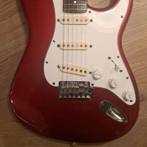 1985 Fender Standard Stratocaster with S1 Tremolo with Rosewoo... -        Stratocaster