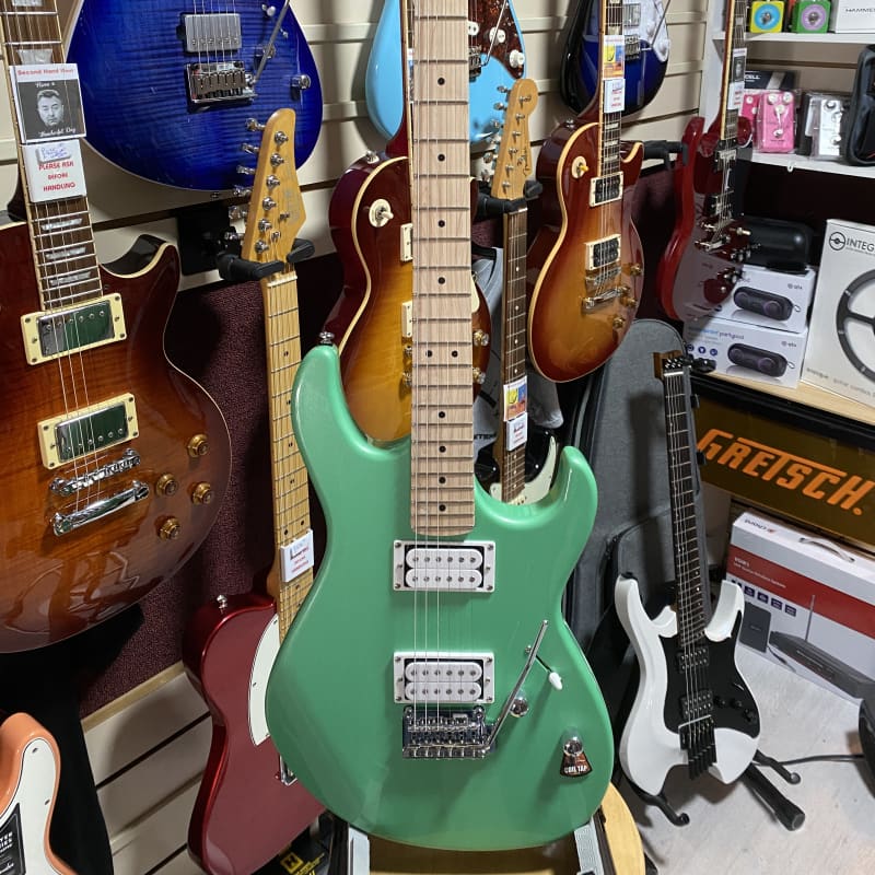 2023 Cort G250 Spectrum Metallic Green Metallic Green - £262.5 new Guitar