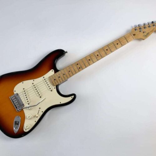 1986 - 1993 Fender American Standard Stratocaster with Maple F... -        Stratocaster