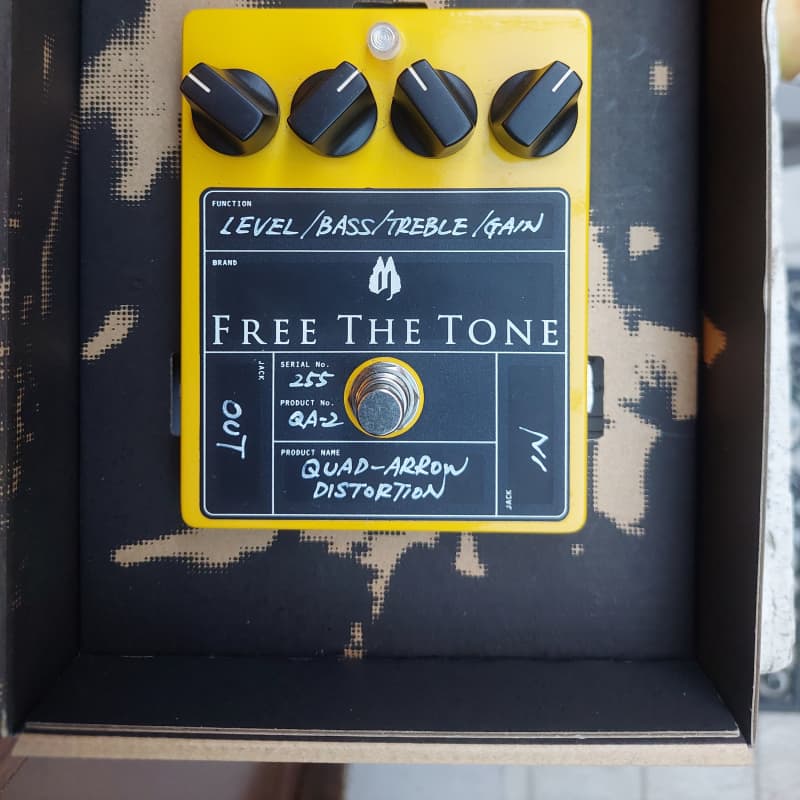 used 2010s Free The Tone QA-2 Quad Arrow Distortion Yellow - Effect Pedal