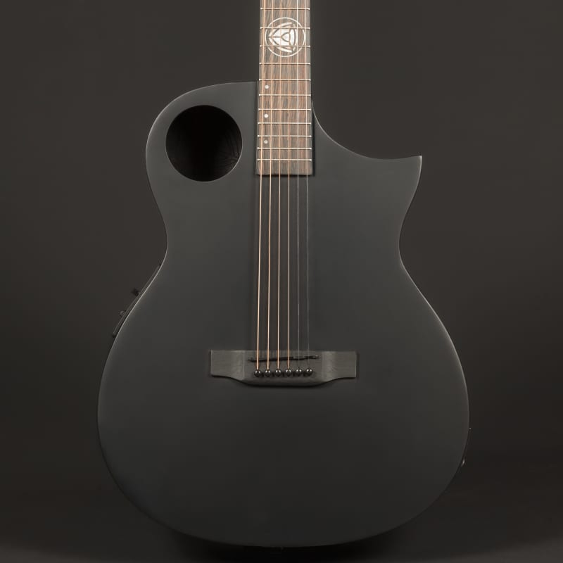 Lindo Neptune Matte Black - £269.99 new Guitar