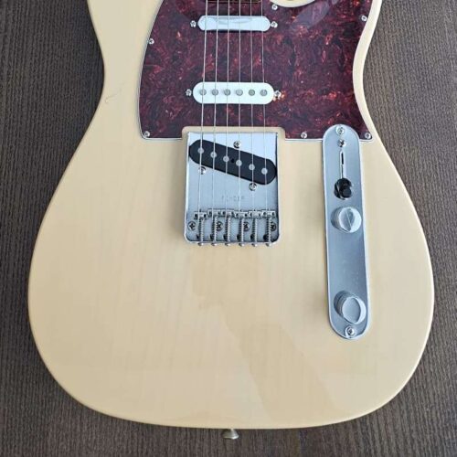 2005 - 2016 Fender Deluxe Nashville Telecaster with Maple Fret... -        Telecaster