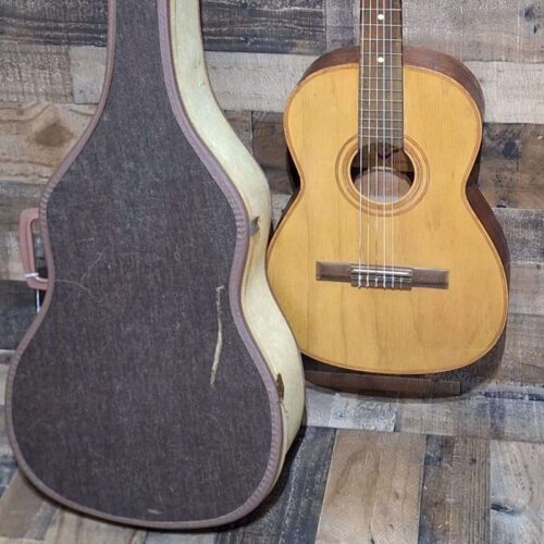 1960's Giannini Model 6 Classical Guitar Natural -        Classical Guitar