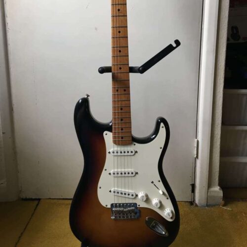 2012 Fender Deluxe Roadhouse Stratocaster Sunburst - £550 used Guitar