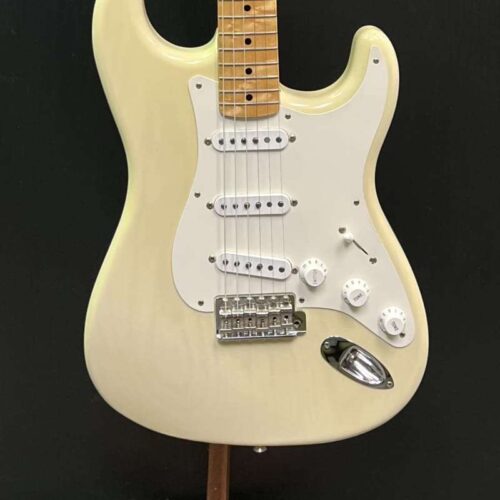 2000 Fender Stratocaster White Blonde -        Stratocaster