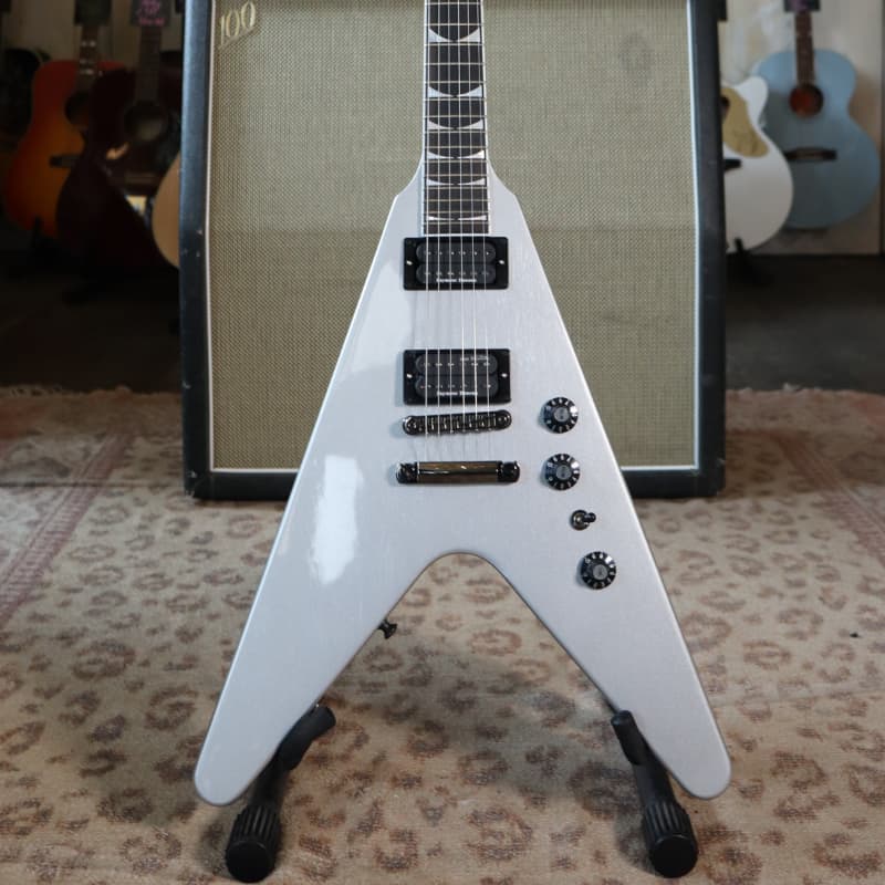 2024 Gibson Flying V Dave Mustaine Silver Metallic - £2649 new Guitar