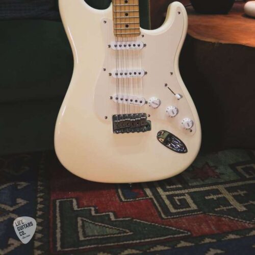 2003 Fender Eric Clapton Stratocaster Olympic White - £1300 used Guitar