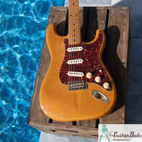 1990's Fender Stratocaster Natural -        Stratocaster