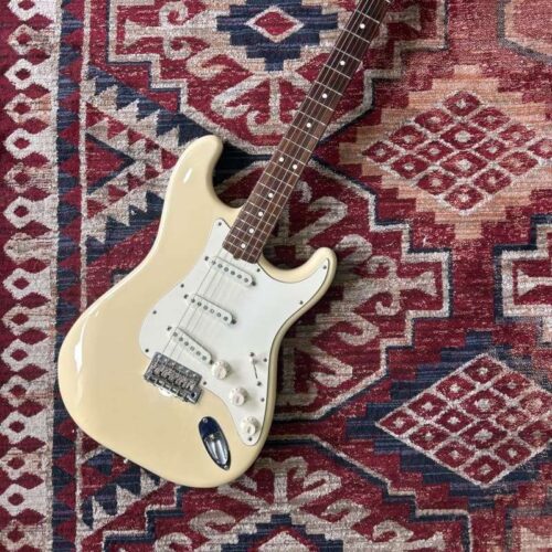 1982 Fender Stratocaster Olympic white -        Stratocaster