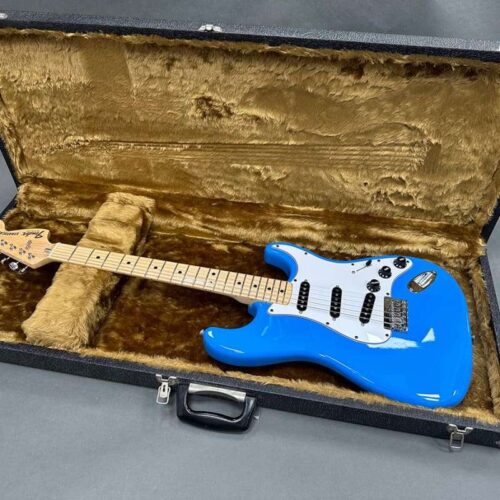 1981 Fender Stratocaster Maui Blue -        Stratocaster