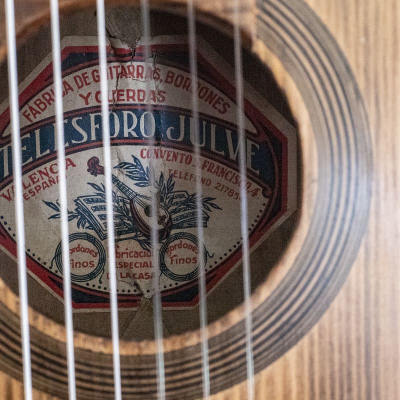 1940s-50s Telesforo Julve Parlour Natural - £580 used Guitar