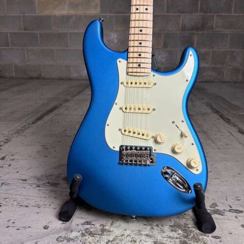 2022 Fender American Performer Stratocaster Blue -        Stratocaster