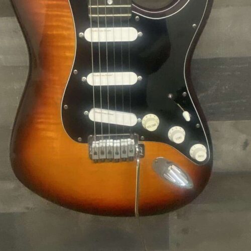 1997 Fender Stratocaster Sunburst -        Stratocaster