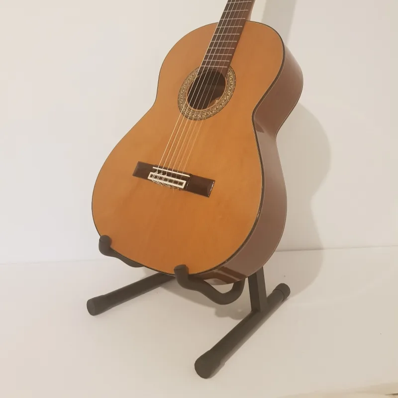 2001 Admira Solista Gloss - £275 used Guitar