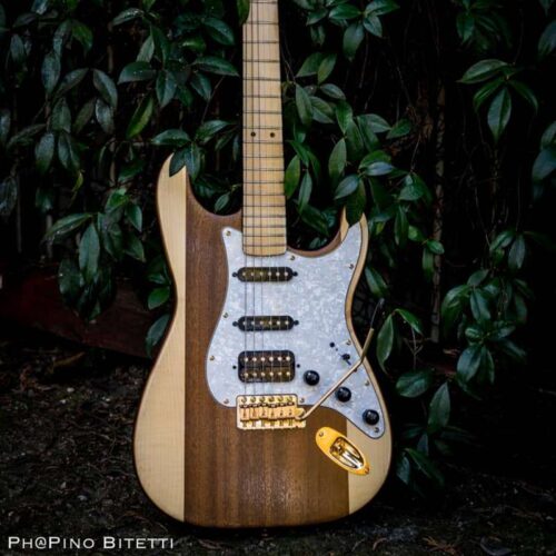 2023 Bitto STRATOCUSTOM Deluxe Natural -        Stratocaster