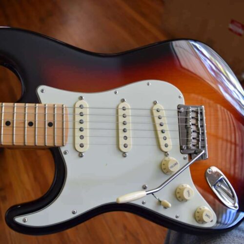 2019 Fender American Professional Stratocaster with Maple Fret... -        Stratocaster