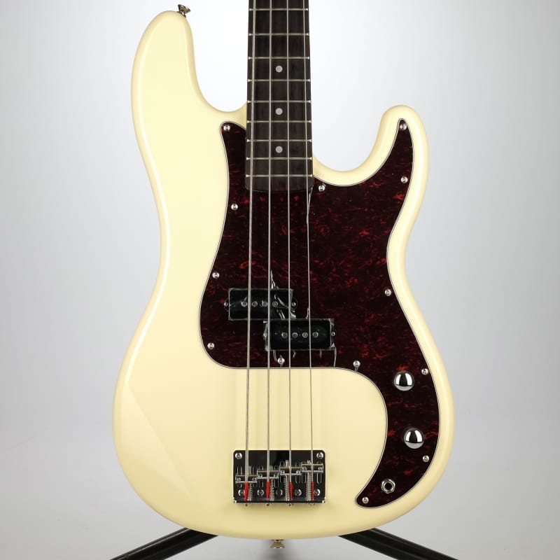 SX SPB62+ PB Bass White - £170.83 new Guitar