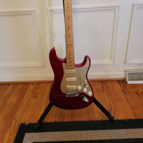 1997 Fender Roadhouse Stratocaster with Maple Fretboard Candy ... -        Stratocaster