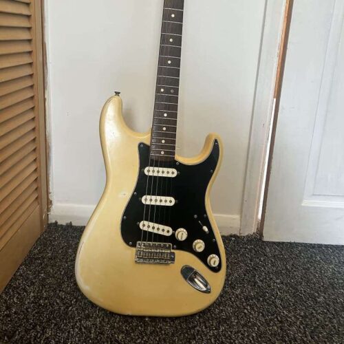 1976 Fender Stratocaster Antique White -        Stratocaster