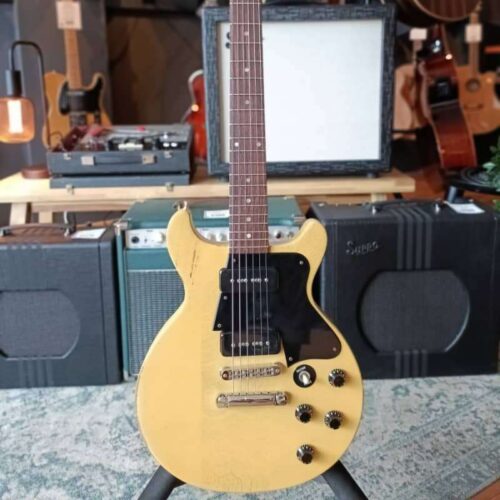 2005 Gibson Les Paul Junior Double Cutaway Worn TV Yellow - £1800 used Guitar