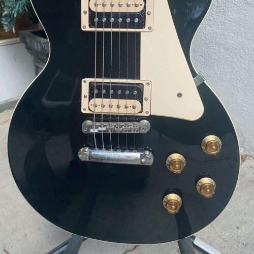 2019 - Present Gibson Les Paul Classic Ebony -         Les Paul