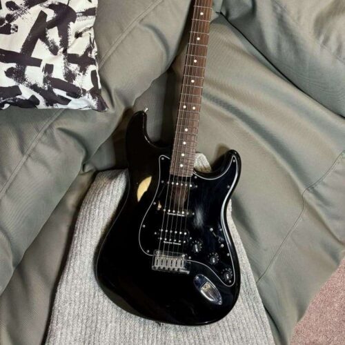 1995 - 2000 Fender American Standard Stratocaster with Rosewoo... -        Stratocaster