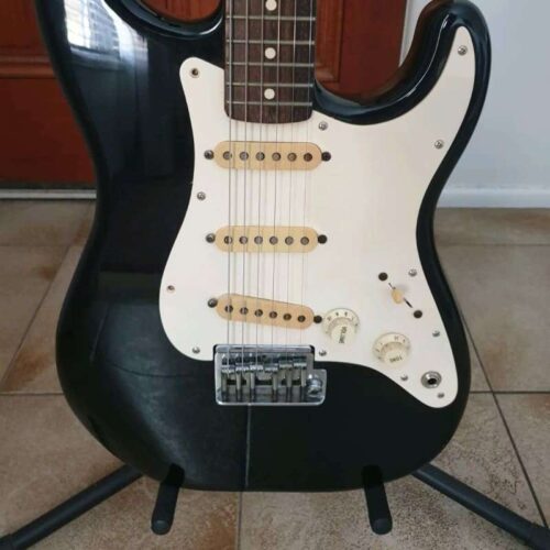 1984 Fender Stratocaster Black -        Stratocaster