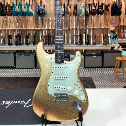 Fender Greg Fessler 1964 Gold Sparkle Relic Stratocaster LTD C... -        Stratocaster