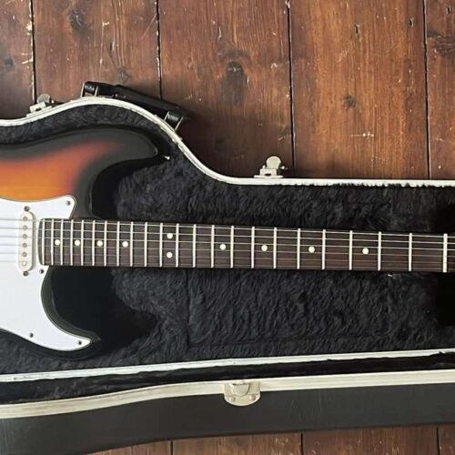 1997 Fender Stratocaster Sunburst - £1150 used Guitar