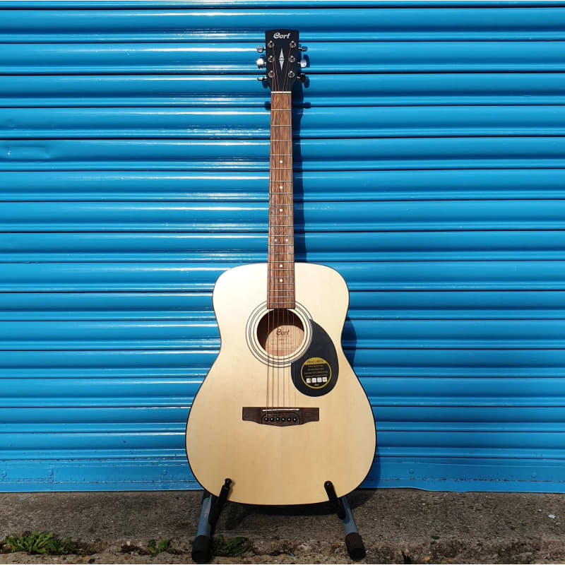 440 Distribution Cort AF510-OP strung Guitar Steel - £129 new Guitar