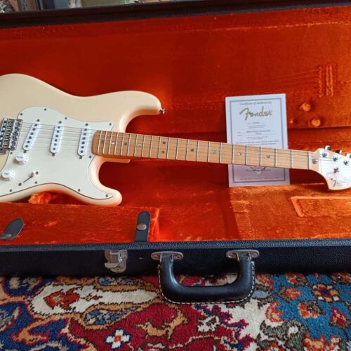 2004 - Present Fender Custom Shop Robin Trower Stratocaster Ar... -       Custom Shop Stratocaster