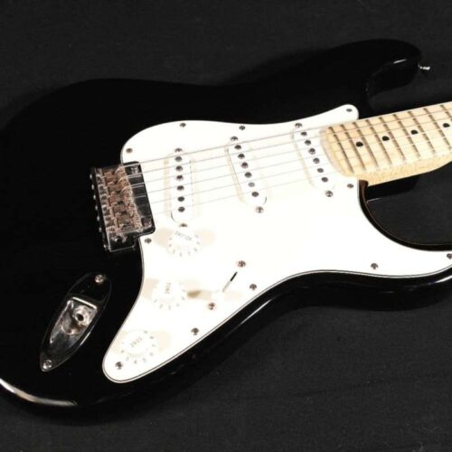 Fender Stratocaster Standard -        Stratocaster