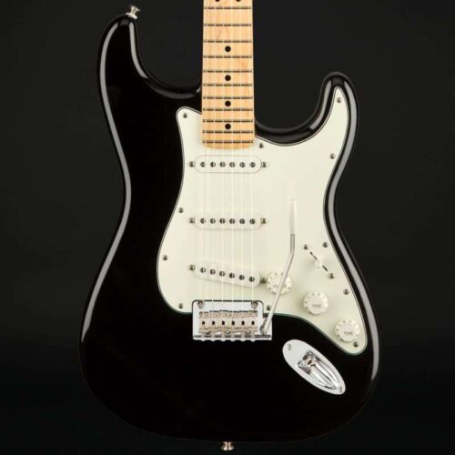 Fender Stratocaster Black -        Stratocaster