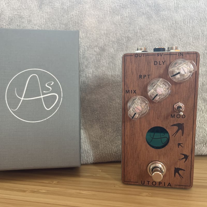 used 2023 Anasounds Utopia Tape Echo Wood - Effect Pedal