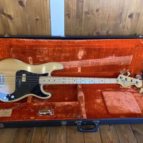 1970 - 1983 Fender Precision Bass with Maple Fretboard Natural -         Precision Bass